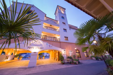 Poppy Springs Resort & Spa