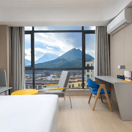 7 Days Premium Hotel (Linzhi Bome)