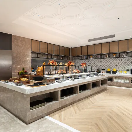 Vienna International Hotel (Leizhou Maodegong Drum City Zhanjiang)