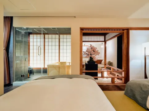 今昔荘 大阪 天保山　‐ 観桜 ‐