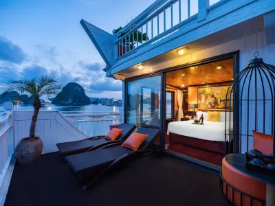 Hera Classic Boutique Cruise
