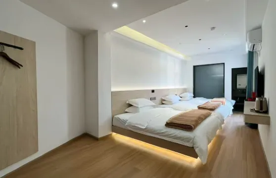 貢山湘怒緣主題大酒店