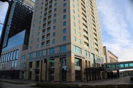 Broadway Plaza, Trademark Collection by Wyndham