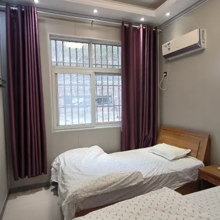 Weihui Yanshang Renjia Farm Stay