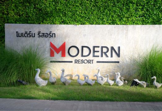 Modern Resort