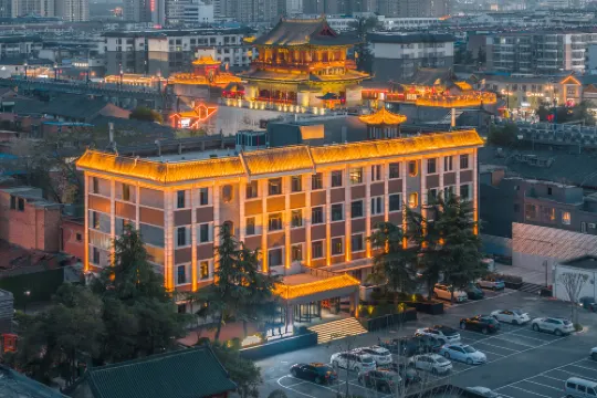 洛陽城禮ホテル(洛邑古城麗景門)