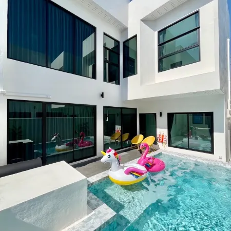 Hidden Space Private Pool Villa Bangsaen(HS3)