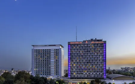 Esteghlal Hotel - East Wing(New Wing)