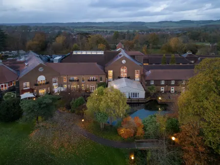 Delta Hotels Tudor Park Country Club Отели в г. Холлингборн