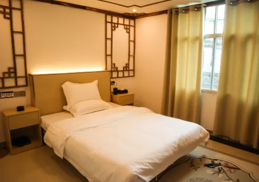 Longli Longmen Chinese Inn