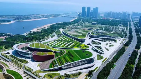 Rizhao Meiyue Jubilee Hotel Отели рядом с достопримечательностью «Liujiawan Beachcombing Park· Rizhao»