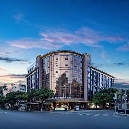 Minshan Lhasa Grand Hotel