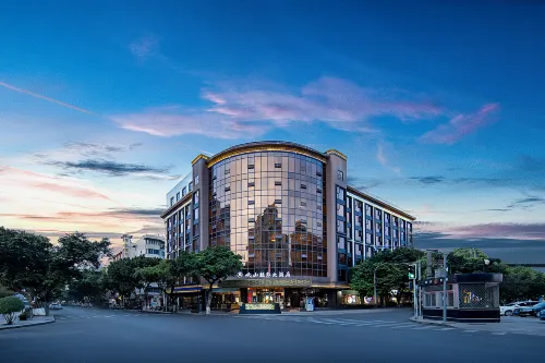 Minshan Lhasa Grand Hotel