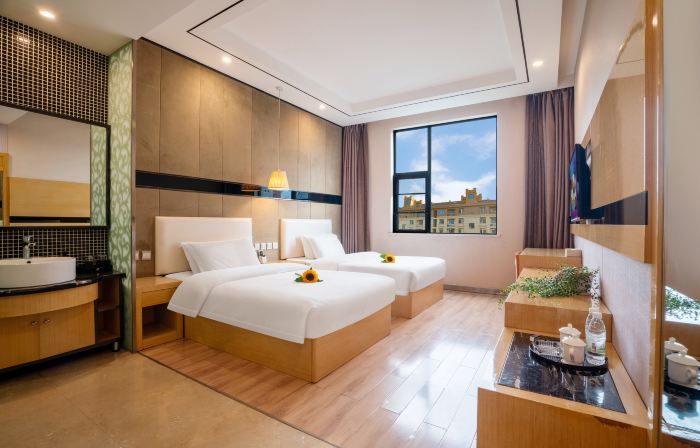 Mengzi Green Enjoy Hotel