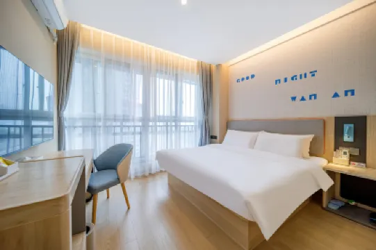 โฮม อินน์ ฉงชิ่ง นอร์ธ เรลเวย์ สเตชั่น หลงโถว เทมเปิล โรงแรมในฉงชิ่ง