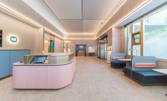 Hanting Hotel (Shanghai Songtang Road South Changjiang Road Subway Station)