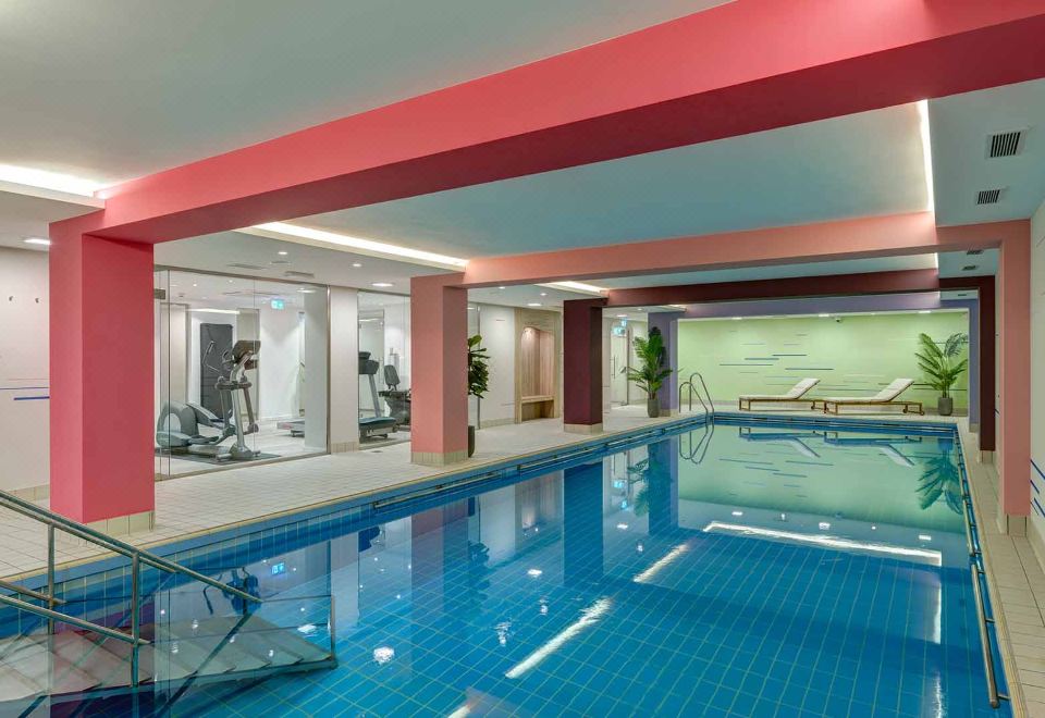 Mercure Koeln Belfortstrasse Hotel Over view