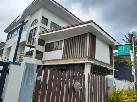 Balay Baybay Roxas Отели рядом с достопримечательностью «Iglesia Ni Cristo»