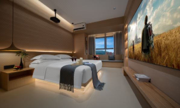 Travel Youth · L Designer Homestay