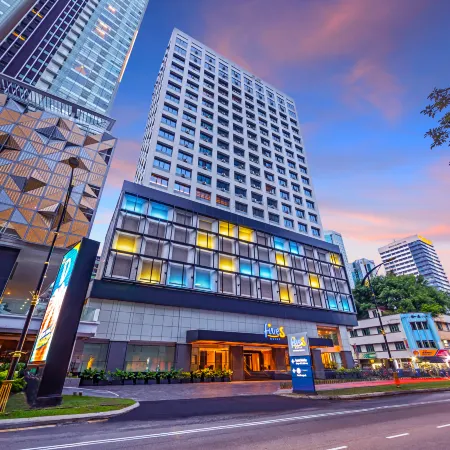 Fives Hotel Johor Bahru City Centre Отели рядом с достопримечательностью «Торговый центр JB City Square»