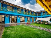 Lake Blue · Holiday Garden · Family Vacation Boutique Hotel (Teks Eight Trigram City Branch) Hotéis em Condado de Tekes