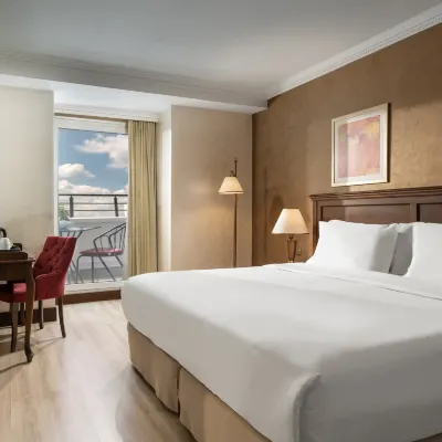 Occidental Taksim Hotels near Talimhane