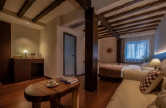 Yuanzhongyuan · Xiangshe Designer's Serene Garden Luxury Accommodation