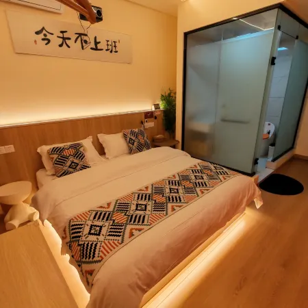 Luoyi Wenli Homestay (Luoyi Ancient City Branch)