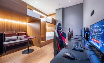 HomeInn Yunik E-sports Hotel (Yantai Bohai Ferry Xingfu Road)