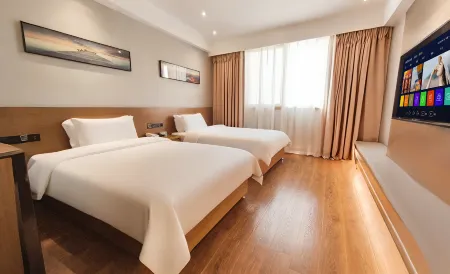 Xishan Travel Hotel (Shiqian Ancient Hot Spring Branch)