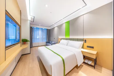 GreenTree Inn Smart Choice Hotel (Lanzhou West Railway Station Zhongtian Branch) Hotels in Lanzhou