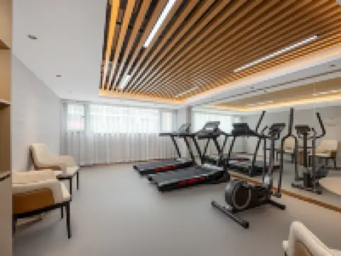 โรงแรมลาวานด์ (โรงพยาบาลซีอานซีจิง สถานีรถไฟฟ้าชางเล่อพาร์ค)