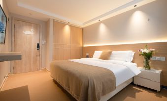 Ice & Snow Penguin Themed Hotel (Zhuhai Chimelong Tourist Resort Branch)