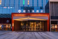 Rayland Hotel Guangyuan - Mountain view