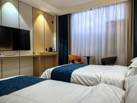 Diebu Chuanzang Huanpeng Hotel