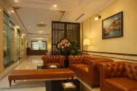 REGINA HOTEL