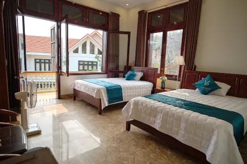 Kim's Homestay & Villa