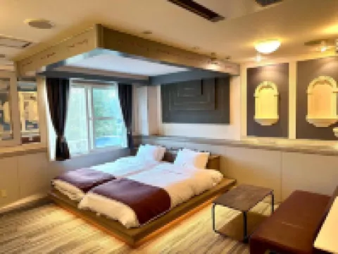 ฟูจิ เอาท์เล็ท ฮอตสปริง โฮเทล โรงแรมในฮาโกเน่
