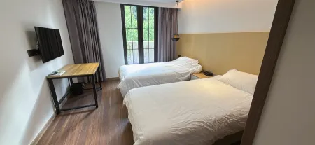 Wujia Homestay (Swan Castle Town) Отели рядом с достопримечательностью «Houwanggu Sceneic Area»