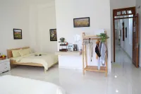 Strawberry Hotel Da Lat