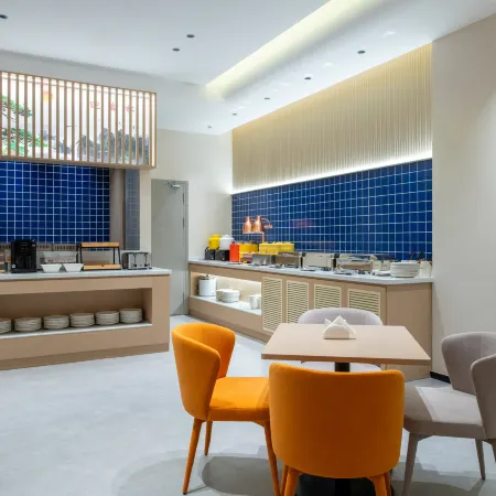 Jinjiang Hotel (Suzhou Lingbi Qishi Park)
