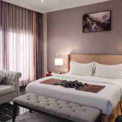 The Pearl Jabi Lake Rooms