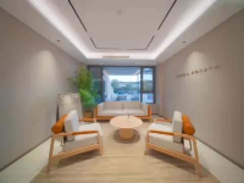 THUNDEROBOT HOTEL