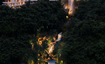 Su Ri Qinghe Cliff Waterfall Wild Luxury Hotel