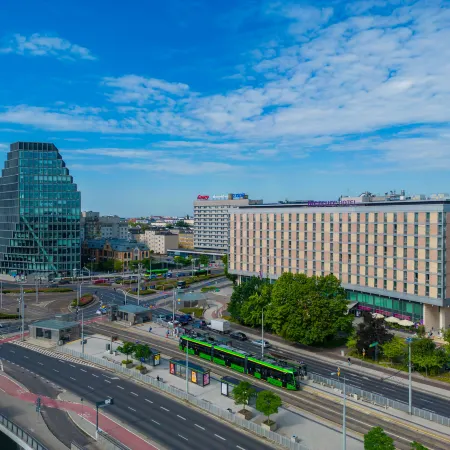 Hotel Mercure Poznan Centrum Отели рядом с достопримечательностью «Polish Theatre»
