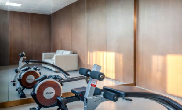 Yilong Anyun Hotel (Xi'an Huimin Street Bell Tower)