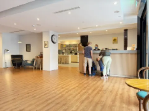 Yoshi Hotel - Tainan Sinmei Branch 海安路芸術街周辺のホテル