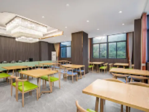 Yunju Hotel (Chizhou Shitai Branch) Hotéis em Shitai