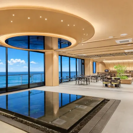 Ramada by Wyndham Gangwon Sokcho Отели рядом с достопримечательностью «Daepohang Port»