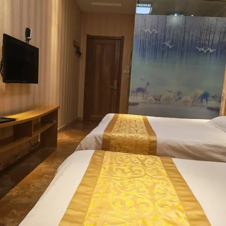 Tieli Xinxin Hotel